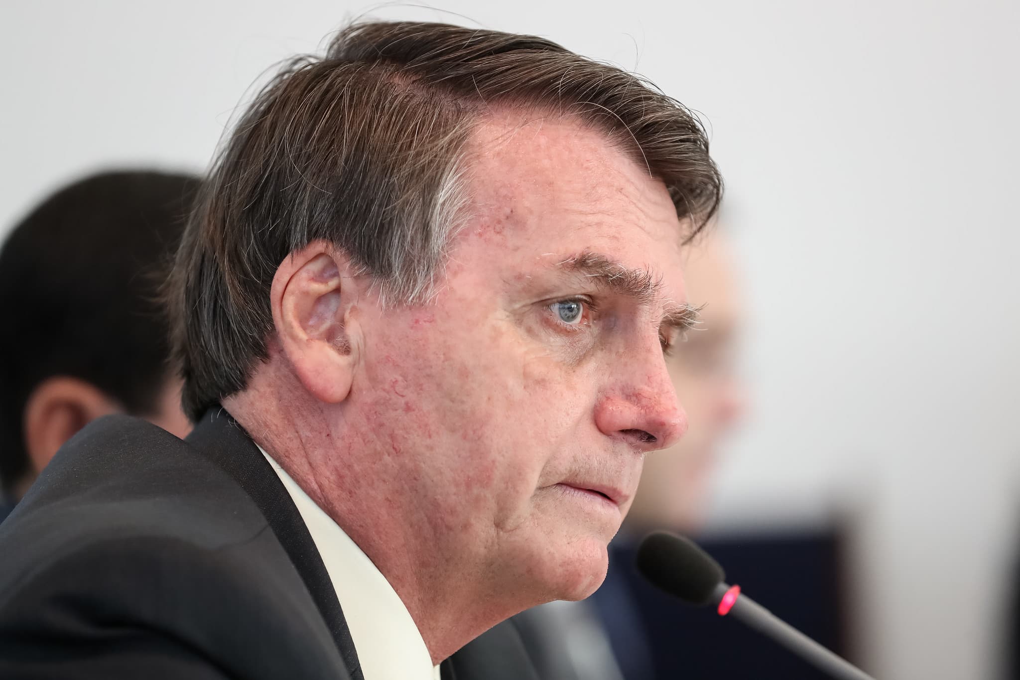 Bolsonaro vai sobrevoar áreas atingidas pelas chuvas em Santa Catarina